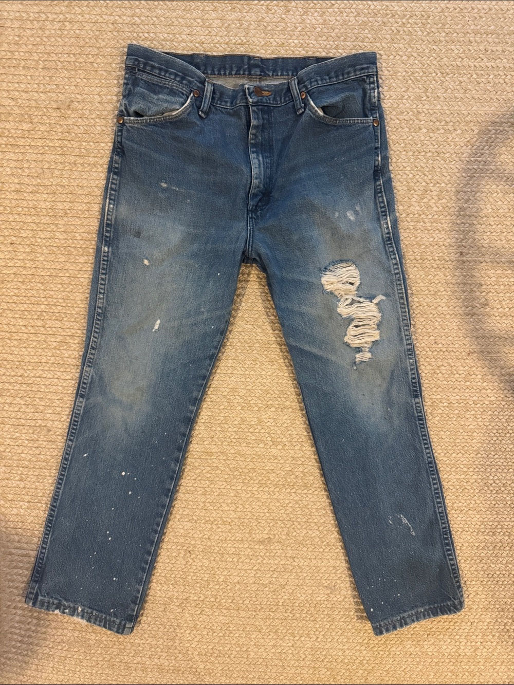 34x29 Women’s Distressed wrangler Jeans